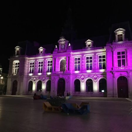 Bel Appartement Climatise Plein Centre Ville Poitiers Bagian luar foto